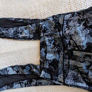 Lululemon size 6